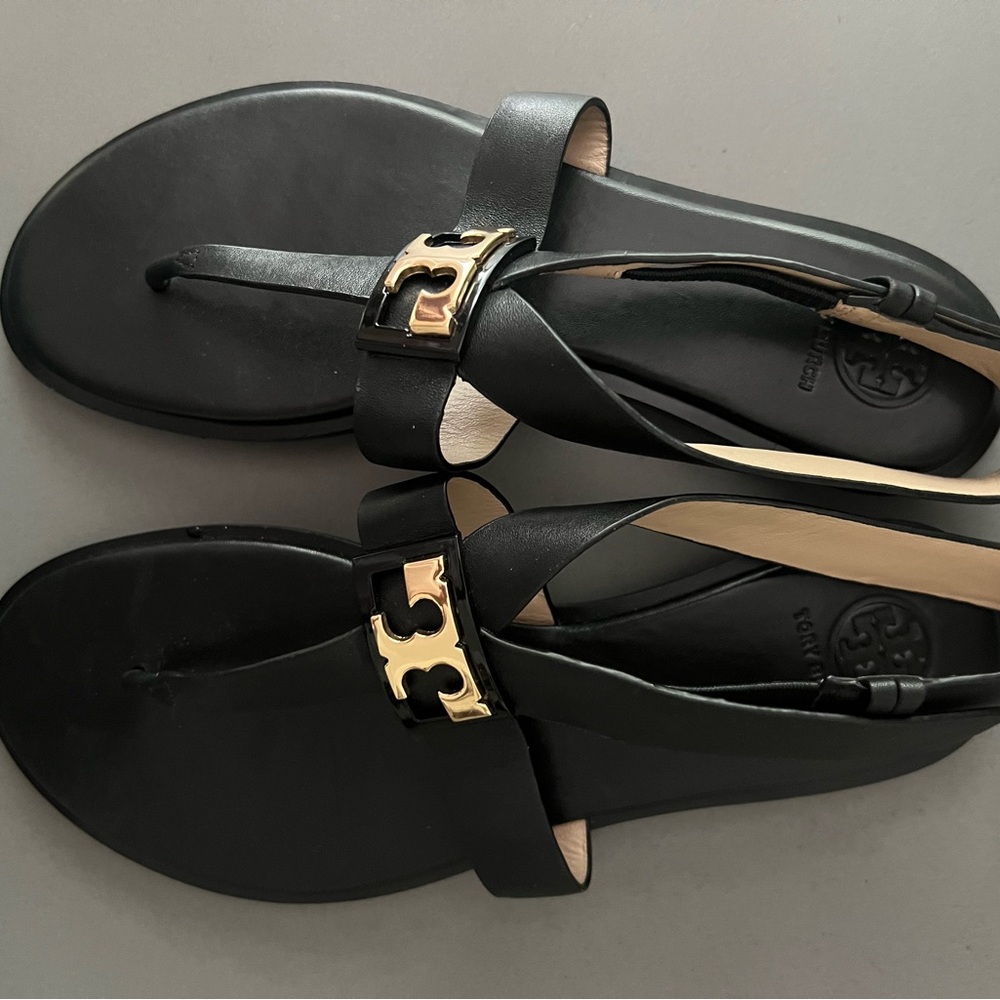 Tory Burch GIGI Flat Sandals - Picture 2 of 10